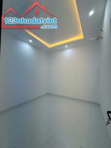 Nhà đẹp KDC cuối đường Đồng Khởi - cây xăng Đức Hưng 700tr sở hữu ngay - 3