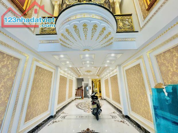 Bán nhà mặt phố Đàm Quang Trung, Đi bộ ra Aeon Long Biên - KD sầm uất, 52,3m x 7T. - 2