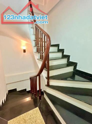 B.Á.N NHÀ TÂY MỖ_5 TẦNG, NHÀ MỚI, NGÕ NÔNG, GẦN HỒ, HÀNG XÓM VINCOM MEGE, CHỈ TỪ 4.6 TỶ