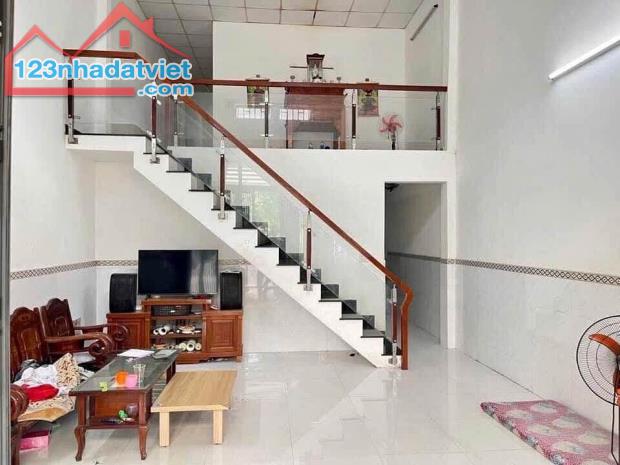 HIẾM_Bán nhà gác lửng đúc 90m2 MT Đa Mặn 2, Khuê Mỹ, Ngũ Hành Sơn_4.25Ti