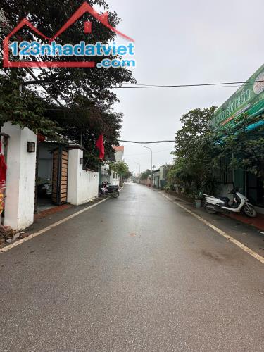 Cần bán 40m đất Thượng Mỗ - Đan Phượng,gần khu đấu giá và chuỗi dự án nhà ở liền kề,xã hội