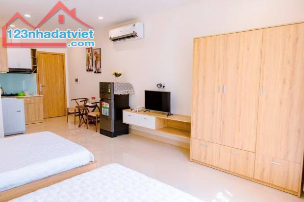 Bán Toà CHDV MT Chính Hữu | 8 Tầng | 88m2 | 15 phòng khép kín | Dòng Tiền 70tr/tháng - 3