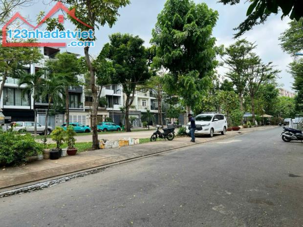 BÁN ĐẤT QUẬN BÌNH THẠNH , DT: 7x18,5m2 , Đường Nhựa Sạch Đẹp , Khu Sang , CTXD Cao Tầng - 1