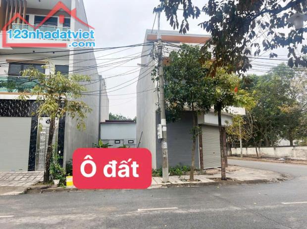 Bán đất Phùng Khắc Khoan, Hội Hợp giá 2,67 tỷ. Lh 0399.566.078 - 2