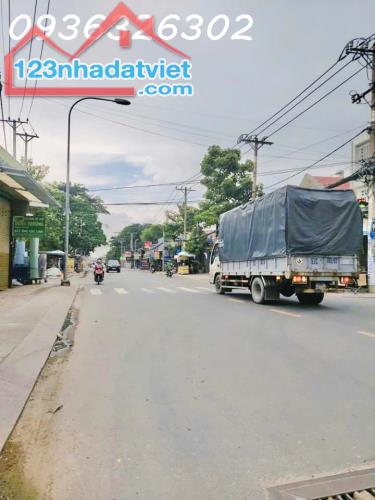 Nhà Mặt Tiền Trung Mỹ Tây 3 Quận 12 300m2 Ngang 9m