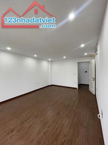 Bán nhà Vũ Ngọc Phan 7 tầng thang máy, Kinh Doanh, Ngõ Thông, SĐCC