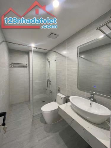 Bán nhà Vũ Ngọc Phan 7 tầng thang máy, Kinh Doanh, Ngõ Thông, SĐCC - 2