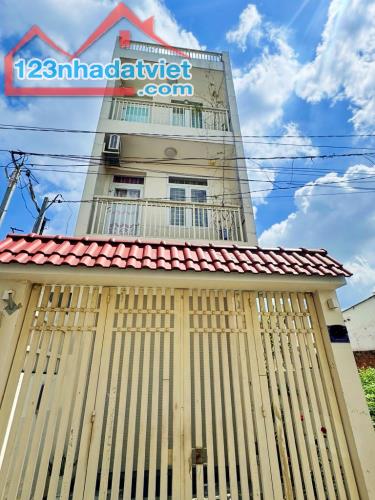 Bán nhà HXH tận cửa - 3 tầng BTCT, 4PN, 65m2. Ngay Lê Văn Chí. Chỉ 6.7 Tỷ - 1