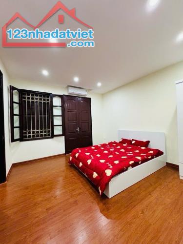 Nhà Ngõ 279 Đội Cấn 30m*5T, MT 5m, lô góc, cách 20m ra ô tô tránh, sổ vuông giá 6.1 tỷ - 3