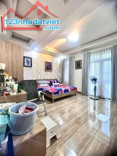 Bán nhà HXH Huỳnh Văn Bánh,Q.Phú Nhuận, 4 tầng, 52m2, 4pn, cho thuê 300tr/năm, 11.4 Tỷ - 2