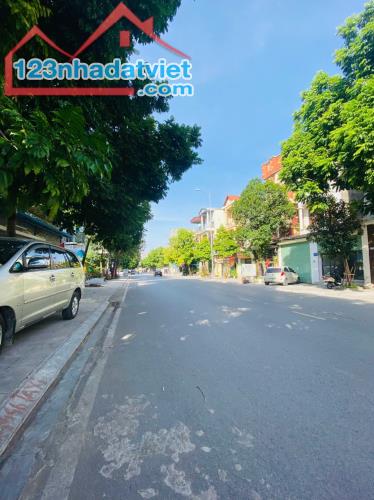 Bán biệt thự khai quang, vĩnh yên. DT 162m2 Giá 13.6 tỷ - 2