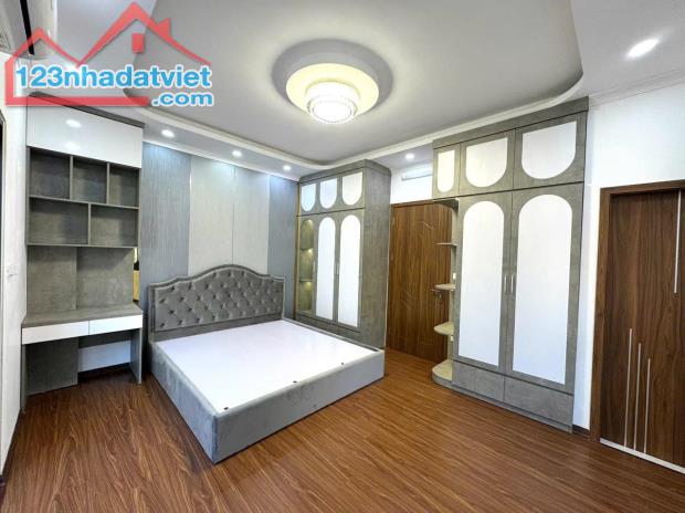 BÁN NHÀ PHỐ MINH KHAI_5 TẦNG MỚI TINH _GẦN PHỐ GIÁ 8 TỶ - 4