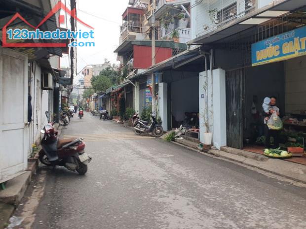 Bán nhanh đất mặt ngõ Ngọc Thuỵ Long Biên 102m MT5.2m giá 14.88 tỷ ô tô vào đất