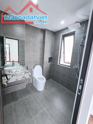 BÁT KHỐI CỰ KHỐI 34M2 x 6T GARA ÔTÔ LÔ GÓC NGÕ THÔNG, 20M HỒ ĐIỀU HÒA. 6,15TỶ - 4