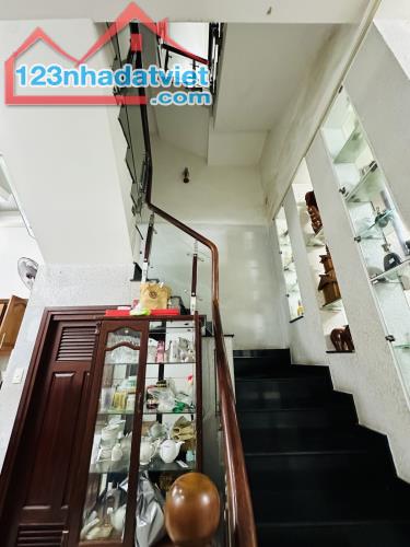 Nhà hẻm xe hơi, 79m2 3 tầng đẹp 3 phòng ngủ, Trần Mai Ninh, Q. Tân Bình - 3