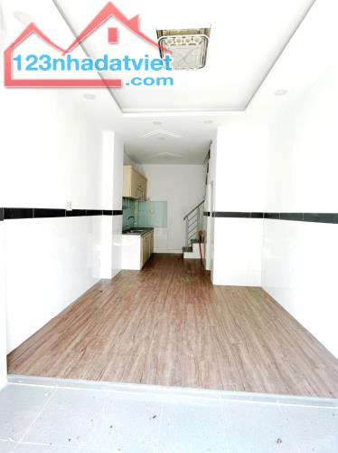 Bán Nhà 3 Tầng 24m2_4x6m Hẻm trước nhà 4m Phạm Văn Đồng Hiệp Bình Chánh Thủ Đức Chỉ 2,7 - 4