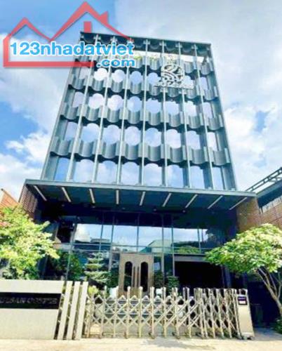 Bán Tòa Văn Phòng Mặt Phố Đặng Tất, Ba Đình DT 320m2, 11T, MT 10.4m. Giá Cực Rẻ