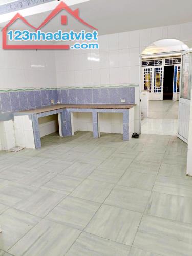Mặt tiền Tạ Quang Bửu 4x16 đúc 5 tầng sổ riêng chỉ 17 tỷ 5 - 2