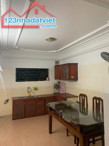 BÁN NHÀ DÂN XÂY 2.3 TỶ 3 TẦNG 54M2 Ô TÔ ĐỖ CỬA NGÕ ĐIỆN BIÊN - 2