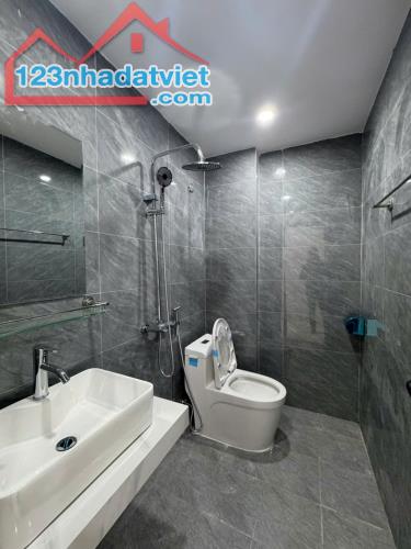 Nhà riêng 40m2 Đường Lạc Thị, Xã Ngọc Hồi, Thanh Trì , với DT: 40m², giá 6,25 tỷ - 5