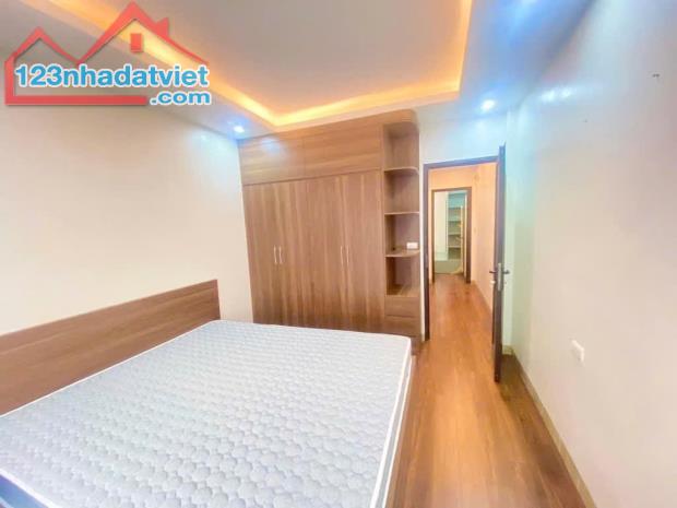 Bán nhà Hà Đông gần KĐT Thanh Hà, nhà mới full nội thất ở luôn, 31m2 nhỉnh 3 tỷ - 2