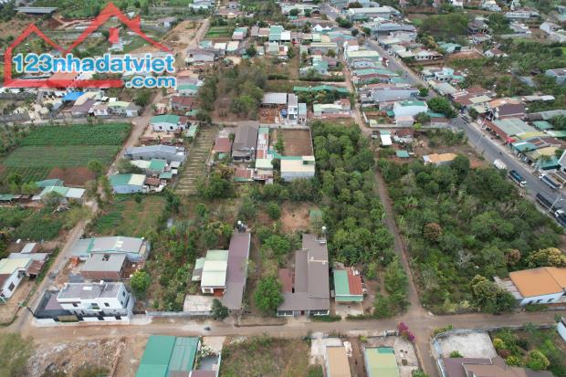 🍎Bán đất 3lô 5x52m cách Y Wang 70m gần Đại Học Tây Nguyên 1tỷ480triệu/lô - 3