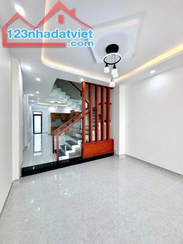 Bán nhá 1 trệt 3 lầu KDC D2D, gần mầm Non Á Châu, Thống Nhất, 84m2, giá 7 tỷ 950. - 3