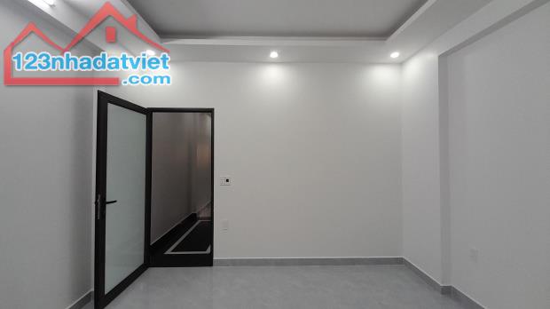 🏡 BÁN NHÀ 3.85 TỶ - TRẠI LẺ, KÊNH DƯƠNG, LÊ CHÂN 🏡 - 2