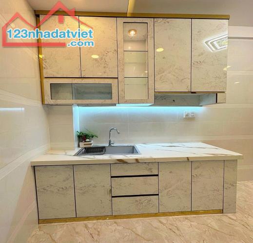 NHÀ HIẾM – TÂN PHÚ – HẺM 8M XE TẢI – SÁT MT LUỸ BÁN BÍCH 15M2 NHỈNH 2 TỶ - 4