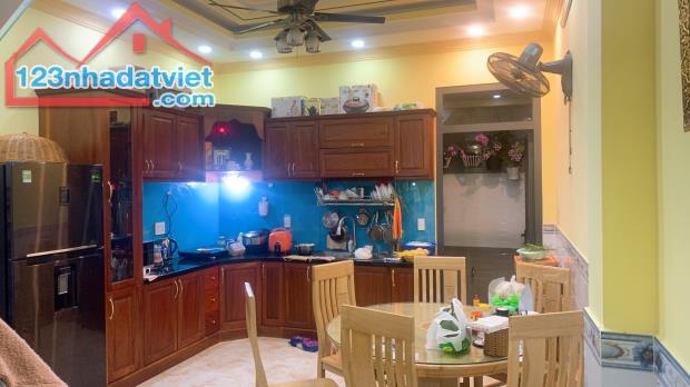 Bán nhà Huỳnh Tấn Phát Phú Xuân Nhà Bè 4 tầng chỉ 5.9 TỶ - 2