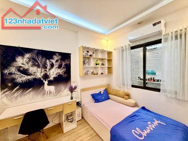 BÁN NHÀ PHỐ MINH KHAI - NHÀ ĐẸP - DT32M2 x 4PN - HƠN 5 TỶ - 4