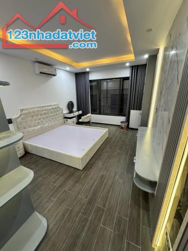 Nhà Mới  Phố Khương Hạ,DT: 38m2*6 Tầng MT 3m8 Thang Máy - Gần Ô tô - Gần Hồ Điều Hoà - 3