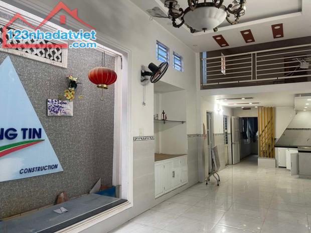 🏠💥 Bán nhà Thạnh Xuân 38 Diện tích 72m   chỉ  nhỉnh hơn 3.xtỷ   ✍️ Kết cấu : 1trệt, 1g - 3