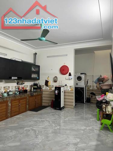 Bán 🏠p. Đông Thọ-tp .Thanh hoá giá chỉ 3tỷ0x ngõ🚘 - 4