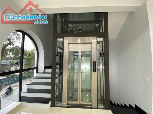 SIÊU PHẨM BIỆT THỰ MẶT PHỐ SA ĐÔI - LÔ GÓC 3 MẶT THOÁNG - THANG MÁY - MỘT MẶT PHỐ - 4