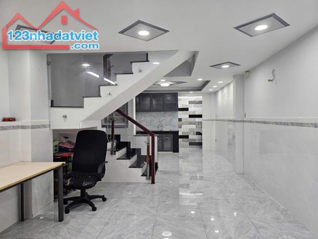 CHÍNH CHỦ Cần Bán Nhanh Căn Nhà  Đẹp Vị Trí Tại Quận Gò Vấp, TP HCM - 1