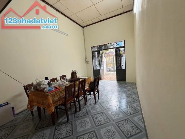 BÁN ĐẤT TẶNG NHÀ NGUYỄN TRI PHƯƠNG - GẦN SÂN BAY - Ô TÔ ĐẬU ĐỖ - 124M2 - C4 - 5.85 TỶ - 2