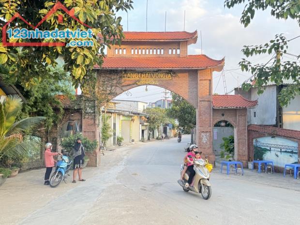 Bán nhà Võng  La  Đông Anh - Hà Nội, diện tích 92M, Giá bán 5,6 tỷ