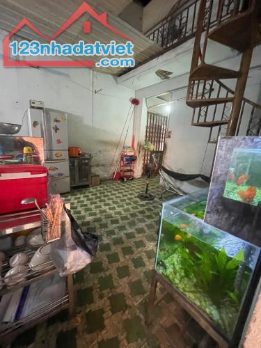 NP345 Bán nhà mặt tiền kinh doanh đường Phạm Văn Thuận Phường Tân Mai    DT : 4.7m x 30m n - 1