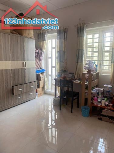 Bán nhà Gò Vấp, sat hẻm xe hơi Lê Quang Định, gần Emart, 44M²x2 tầng, hơn 4 tỷ - 3