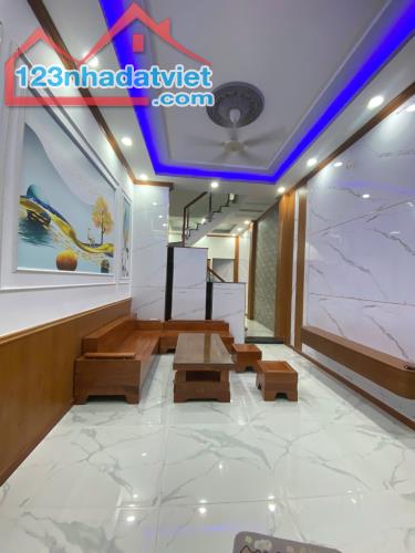 # ĐỘC QUYỀN #Bán nhà kiên cố 1t2l vuông vức đường xe tải - Phường Hoá A - 1