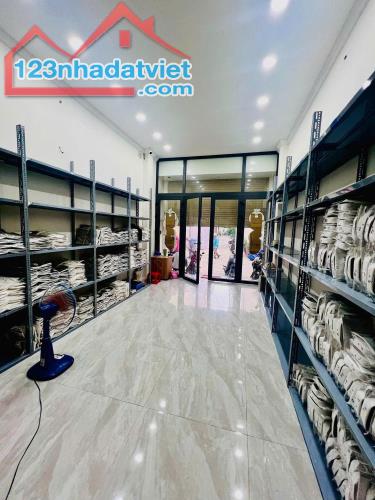 ✅{Khu An Đông Q5 }Nhà Đẹp Hẻm Ôtô Tải né, 4Tầng CN49,5m2- Vị Trí Đẹp, Vào Ở Ngay. 12TỶ Hơn - 1
