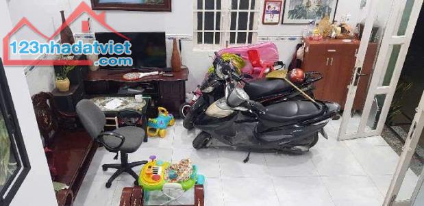 Bán nhà Nguyễn Văn Quỳ chỉ 5 tỷ hơn -  64m2 - 4 tầng BTCT - 1