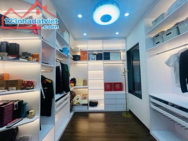 Bán nhà TRUNG TÂM CẦU GIẤY,dt 60m2, giá 15 tỷ,Ô TÔ TRONG NHÀ. - 3