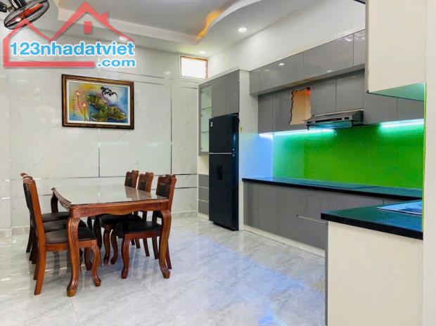 Kẹt Tiền, Bán Nhanh, Sát bên chợ Hồ Thị Kỉ, 3 tỷ tròn chỉnh (5 x 12), sát MT Hồ Thị Kỉ - 1