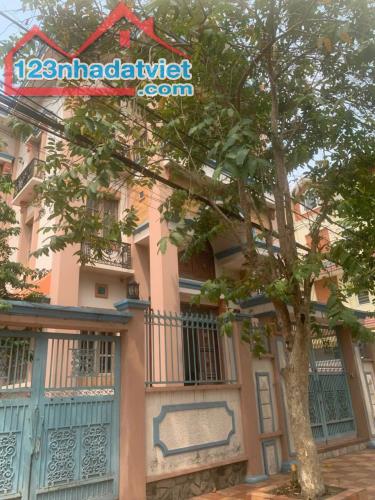 Bán nhanh biệt thự Phú Mỹ Hưng Quận 7 TP HCM - 1