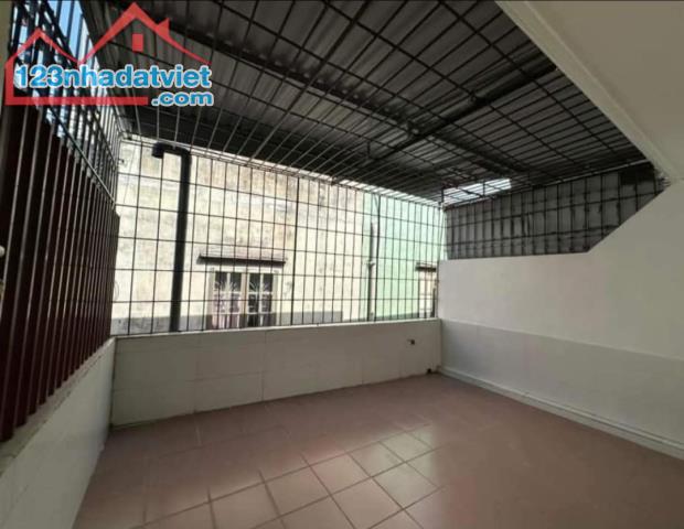 Bán nhà Hàng Kênh, Hàng Kênh, Lê Chân, Hải Phòng. 3 tầng, 40m2, 2,89 tỷ. Ngang 4m, d2 - 5