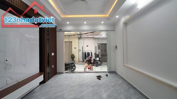 Bán nhà Trại Lẻ, Kênh Dương, Lê Chân.3,85 tỷ,4 tầng, 52 m.