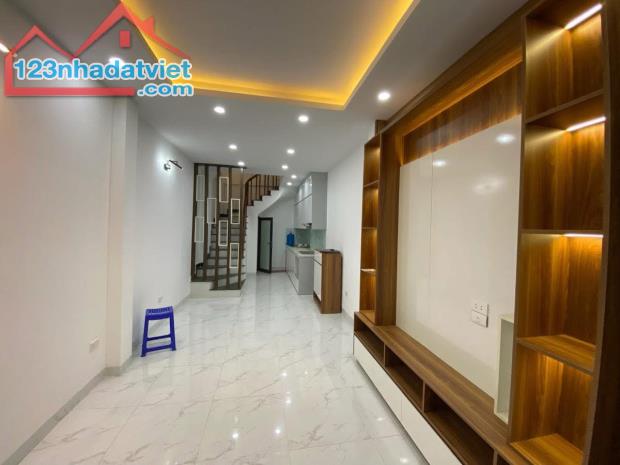BÁN NHÀ PHỐ KHƯƠNG ĐÌNH THANH XUÂN,Ô TÔ,FULL NỘI THẤT,40M*5T, GIÁ 9TỶ