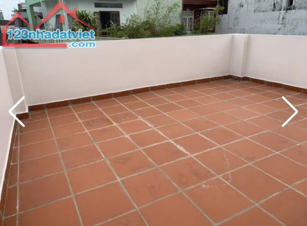 Nhà 3 tầng đường Hoàng Diệu . DT:78m . Ngang 5m nở hậu . Giá : 4tỷ650 thương lượng - 3